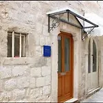 Sigurata Ii מלון